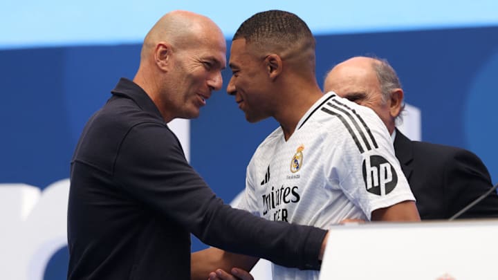 TOPSHOT-FBL-ESP-REAL MADRID-MBAPPE