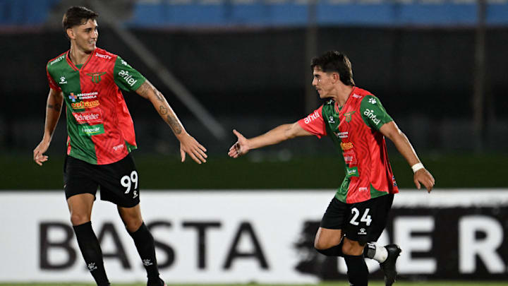FBL-LIBERTADORES-BOSTON-NUBLENSE