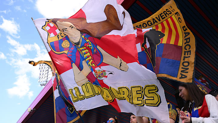 La fiscalía de España acusa a Josep Bartolomeu, expresidente del Barcelona, de abuso de funciones y administración desleal.