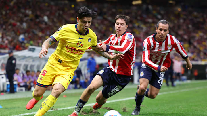 Victor Davila, Mateo Chavez