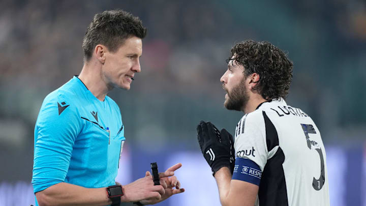 Daniel Siebert, Manuel Locatelli