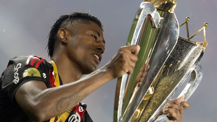 TOPSHOT-FBL-BRAZIL-SUPERCOPA-BOTAFOGO-FLAMENGO