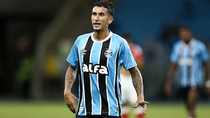 Gremio v Internacional - Brasileirao 2025