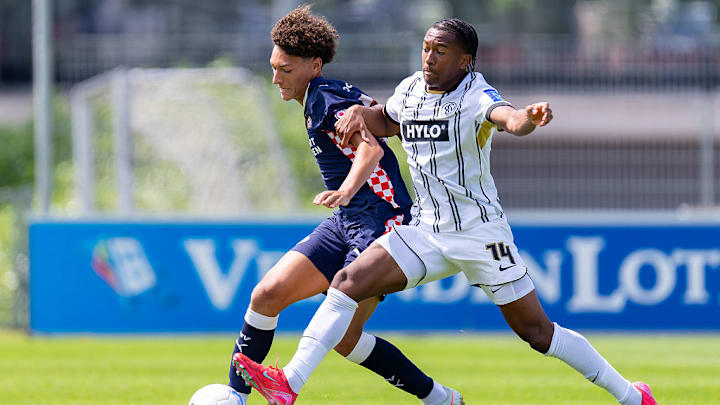 Elversberg-Talent Jarzinho Malanga (r.)
