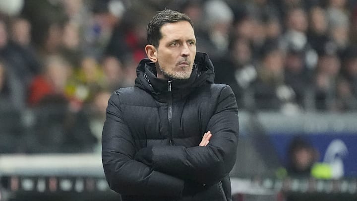 Dino Toppmöller durchlebt ungemütliche Zeiten