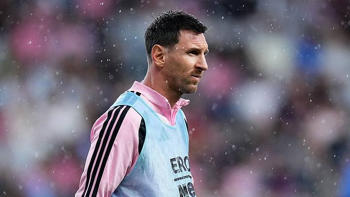 Messi se despidió de su padre con una emotiva carta. Messi se despidió de su padre con una emotiva carta.