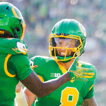 Oregon Ducks Dillon Gabriel and Tez Johnson