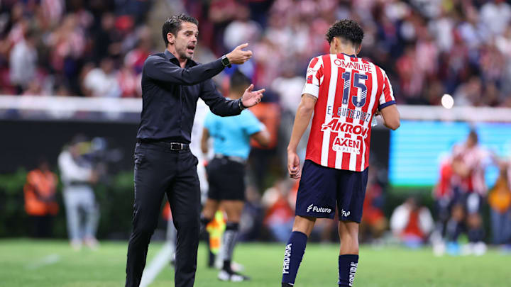 Fernando Gago, Erick Gutierrez