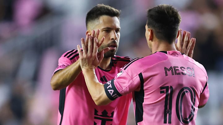 Jordi Alba, Lionel Messi