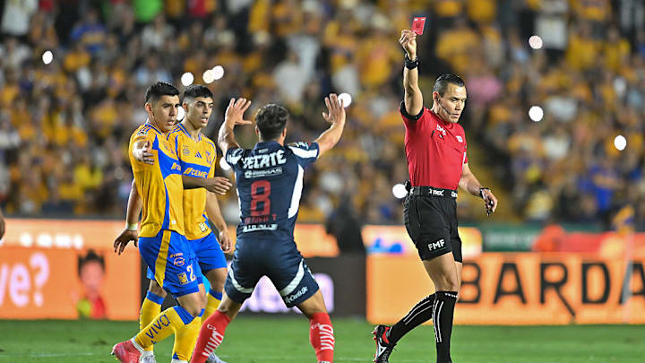 Marco Antonio Ortíz, Oliver Torres