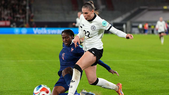 Oriane Jean-François, Jule Brand