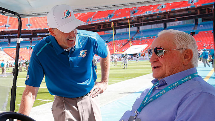 Don Shula, el legendario coach de los Miami Dolphins, es el protagonista de este emotivo Archivo de SI.