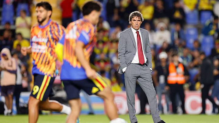 Guillermo Almada, entrenador del América