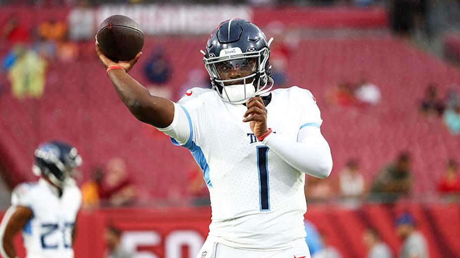 Titans rookie quarterback Cam Ward throws a pass.