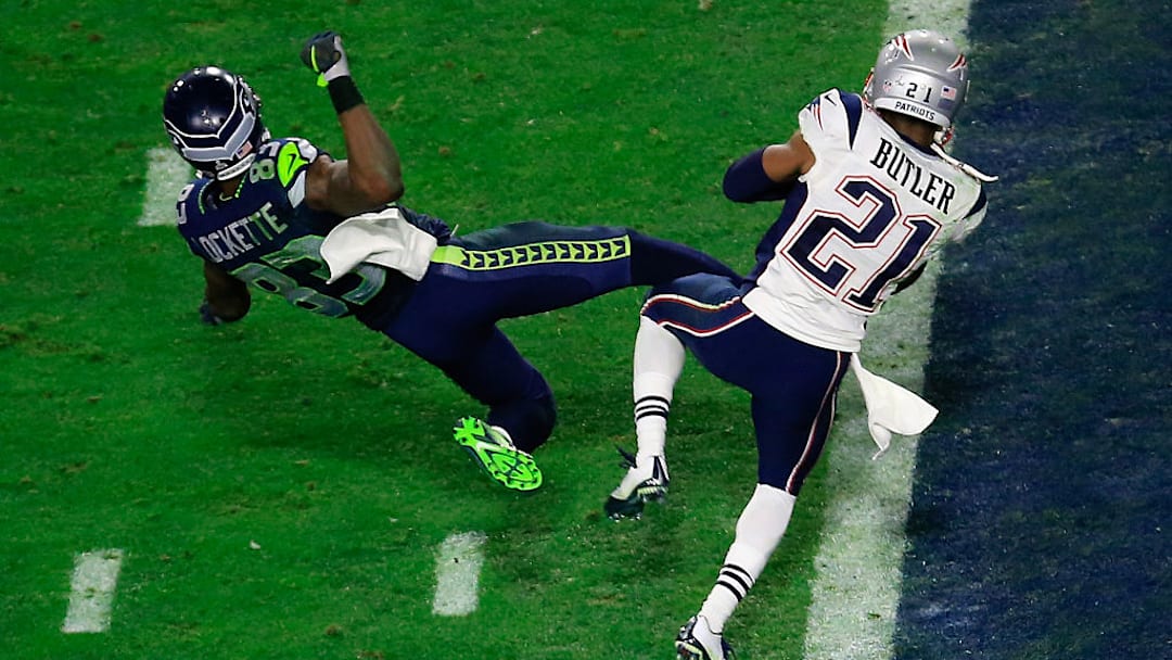 Momento en el que Malcolm Butler (21), de New England Patriots, intercepta el balón a Russell Wilson para sellar la victoria de los Pats.