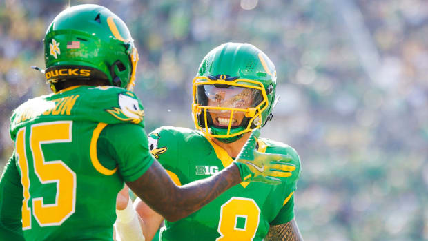 Oregon Ducks Dillon Gabriel and Tez Johnson