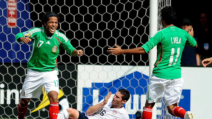 Giovani dos Santos y Carlos Vela fueron campeones Sub-17 en Perú 2005 y siguieron su paso en el Tri mayor. Giovani dos Santos y Carlos Vela fueron campeones Sub-17 en Perú 2005 y siguieron su paso en el Tri mayor.