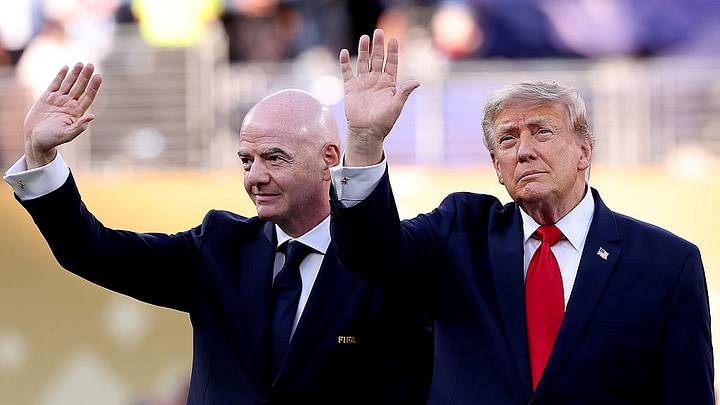 Gianni Infantino y Donald Trump, durante la Final de la Copa del Mundo. Gianni Infantino y Donald Trump, durante la Final de la Copa del Mundo.