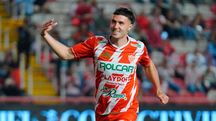 Jose Paradela