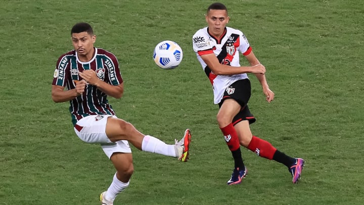 João Paulo Andre Trindade Athletico-PR Fluminense Brasileirão 
