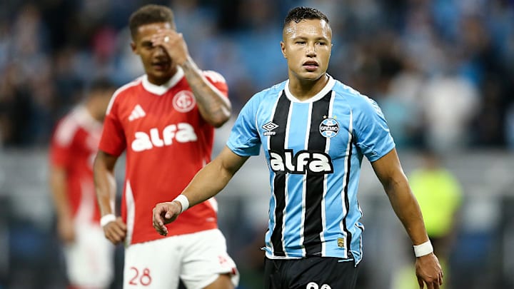 Gremio v Internacional - Brasileirao 2025