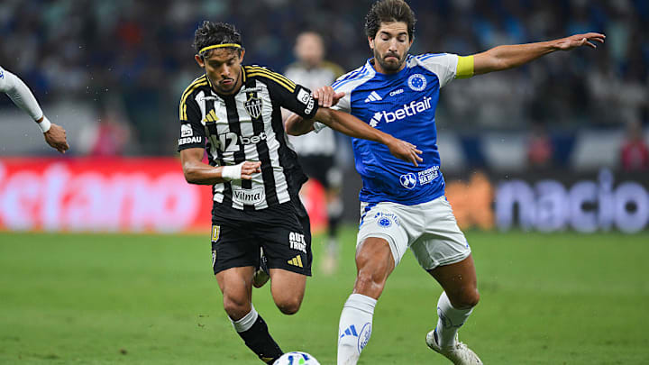 Lucas Silva, Gustavo Scarpa
