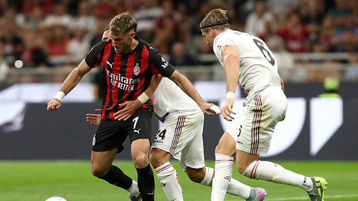 Santi Gimenez estuvo muy bien marcado y no pudo anotarle al Cremonese.