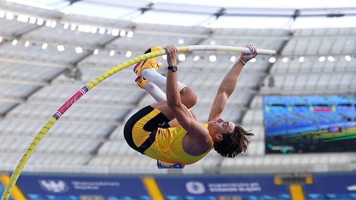 Armand Duplantis y su salto ganador.