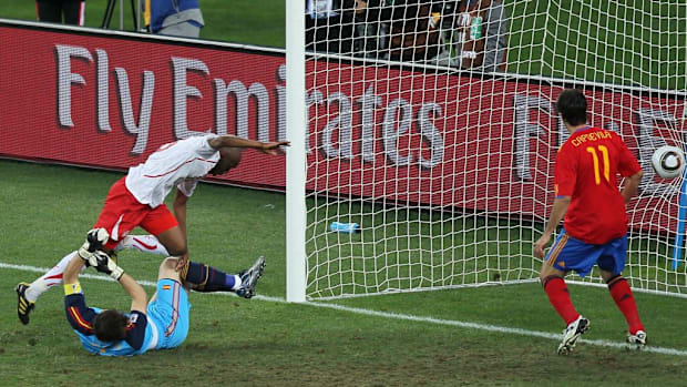 Gelson Fernandes scores for Switzerland vs. Spain, 2010.