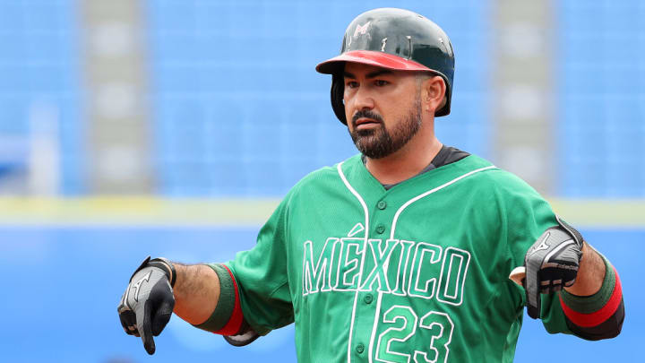 Adrián González ha acompañado a su equipo en la LMP hasta la Serie del Caribe