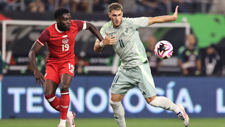 Santiago Gimenez, Alphonso Davies