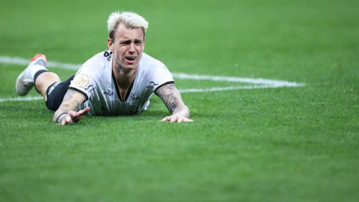 Roger Guedes, atacante do Corinthians 