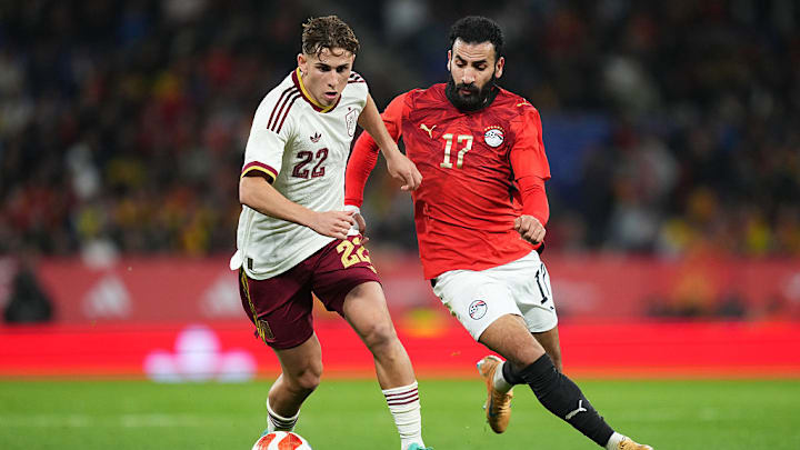 Durante el juego entre España y Egipto, aficionados lanzaron cánticos inapropiados. Durante el juego entre España y Egipto, aficionados lanzaron cánticos inapropiados.