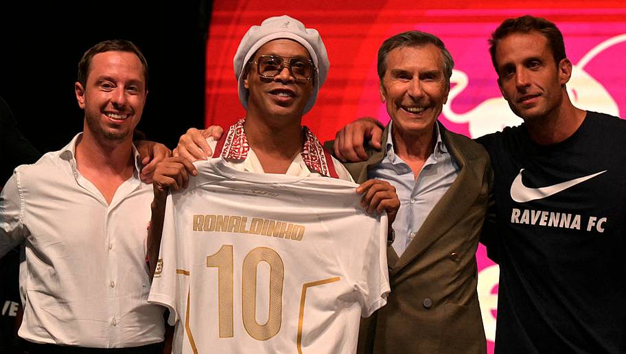 46-Year-Old Ronaldinho Comes Out of Retirement With One Clear Mission