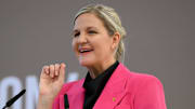 La nueva presidenta del COI, la zimbabuense Kirtsy Coventry.