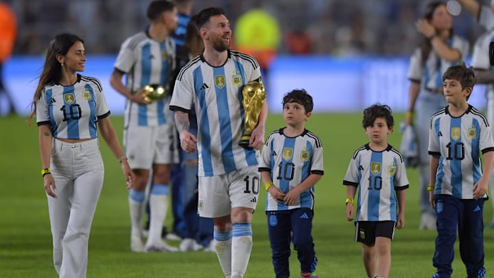 Antonela Rocuzzo, Ciro Messi, Thiago Messi, Mateo Messi, Lionel Messi