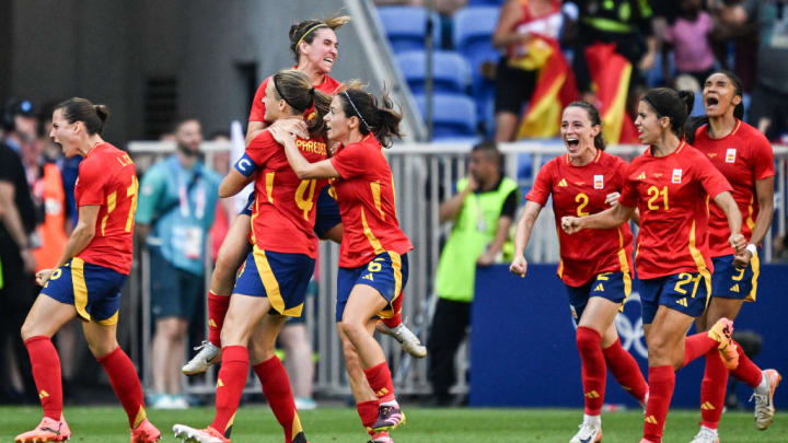 FBL-OLY-PARIS-2024-ESP-COL