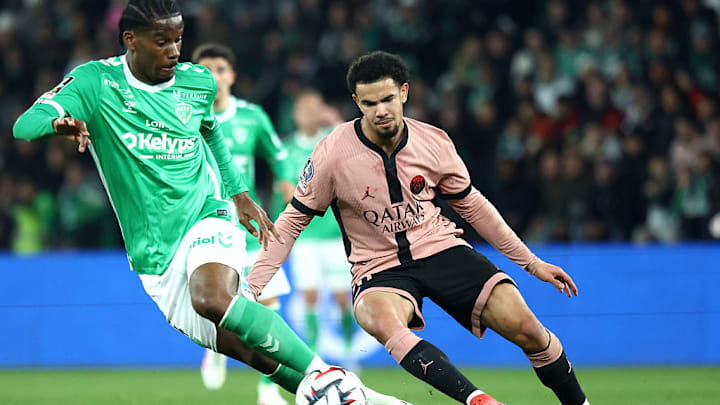 FBL-FRA-LIGUE1-SAINT-ETIENNE-PSG