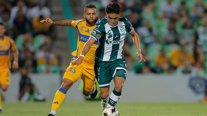 Santiago Naveda, Rafael de Souza