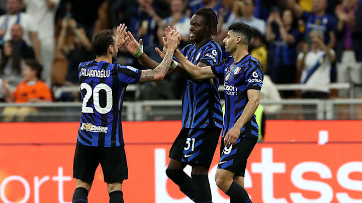Yann Aurel Bisseck, mmates Hakan Calhanoglu, Mehdi Taremi