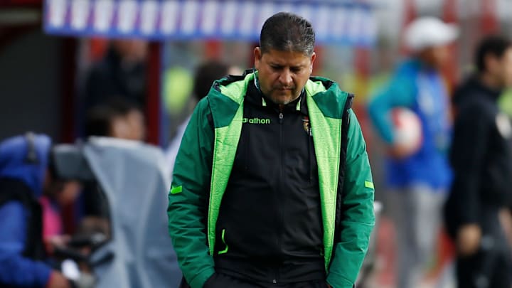 Óscar Villegas, técnico de Bolivia.