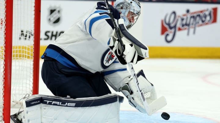 Connor Hellebuyck