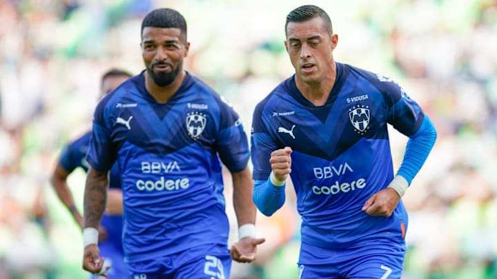 Rogelio Funes Mori, Rodrigo Aguirre