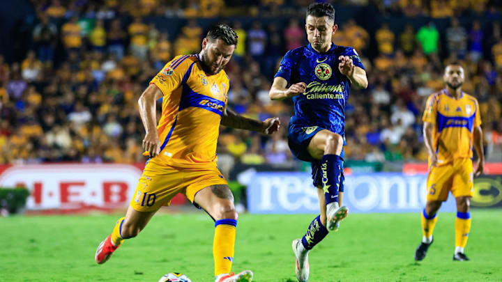 Andre-Pierre Gignac, Alvaro Fidalgo