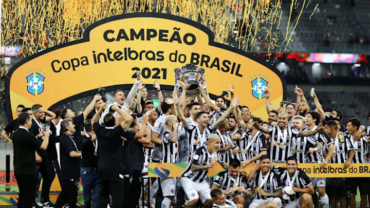 FBL-BRA-PARANAENSE-MINEIRO