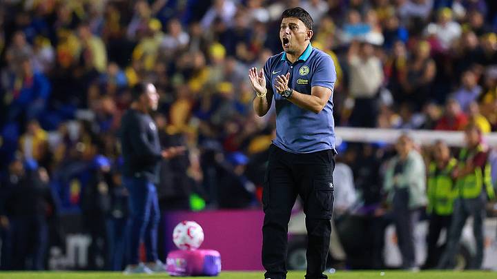 Ángel Villacampa, entrenador América femenil Ángel Villacampa, entrenador América femenil
