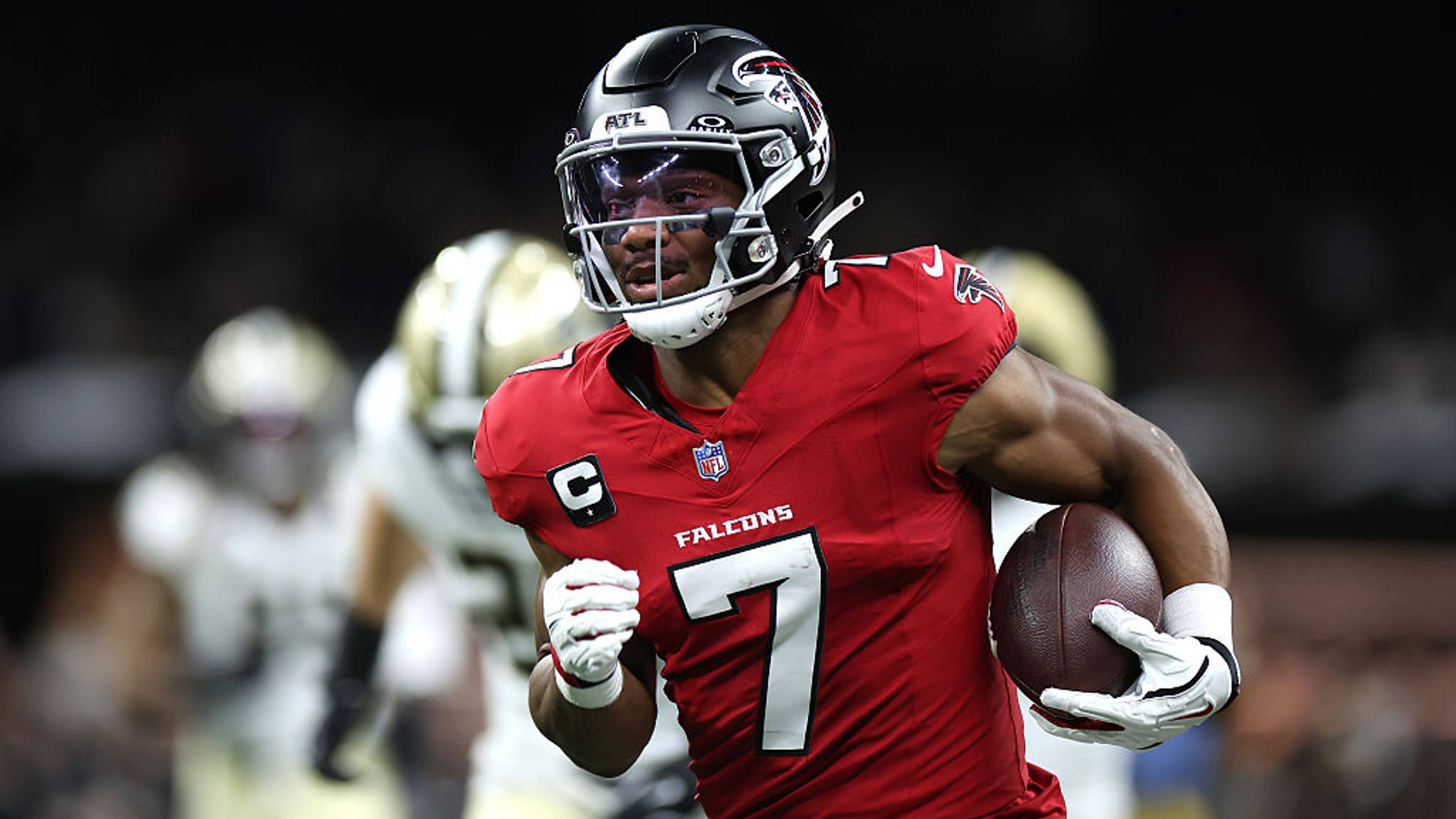 Bijan y Brian Robinson arruinan la noche histórica de los Saints: Falcons ganan 45-17