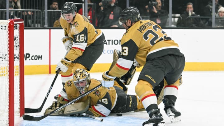 Logan Thompson, Alec Martinez, Pavel Dorofeyev