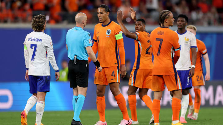 Virgil van Dijk, Anthony Taylor