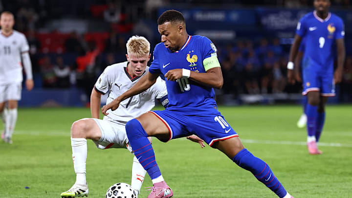 FBL-WC-2026-EUR-QUALIFIERS-FRA-ISL